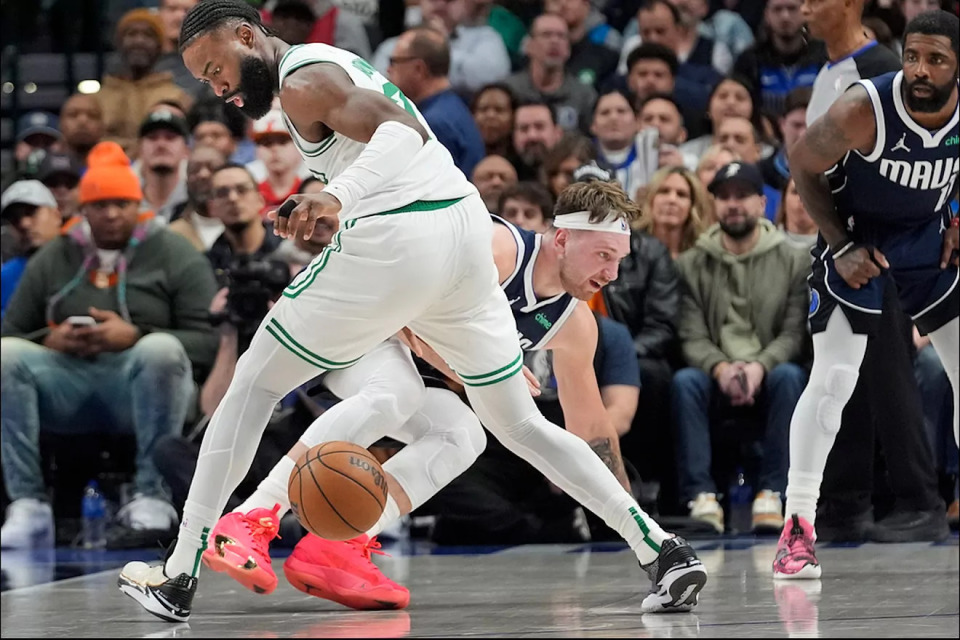 开云体育APP下载-独行侠碾压步行者，塔图姆扛起全队