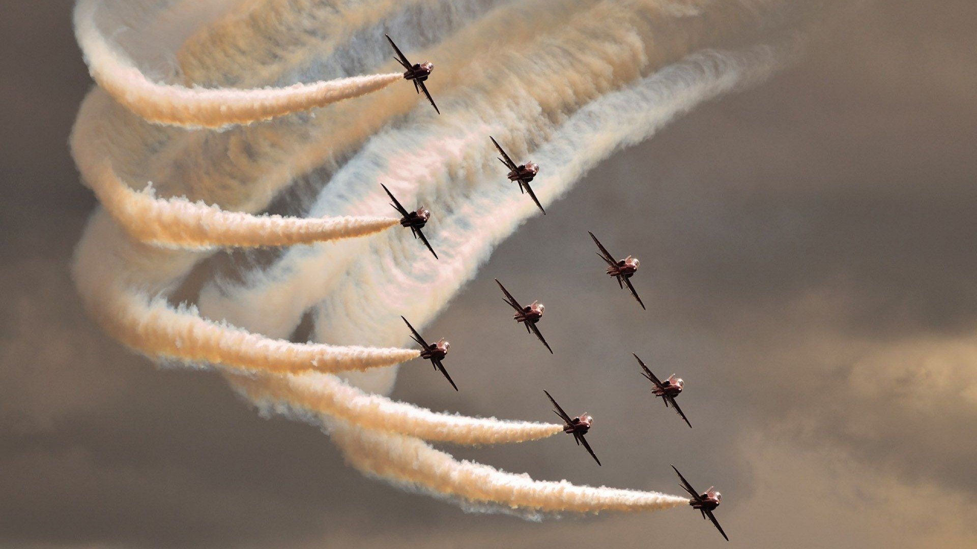 开云体育中国-灵魂契约，当决胜时刻敲响，谁在契约上签下名字