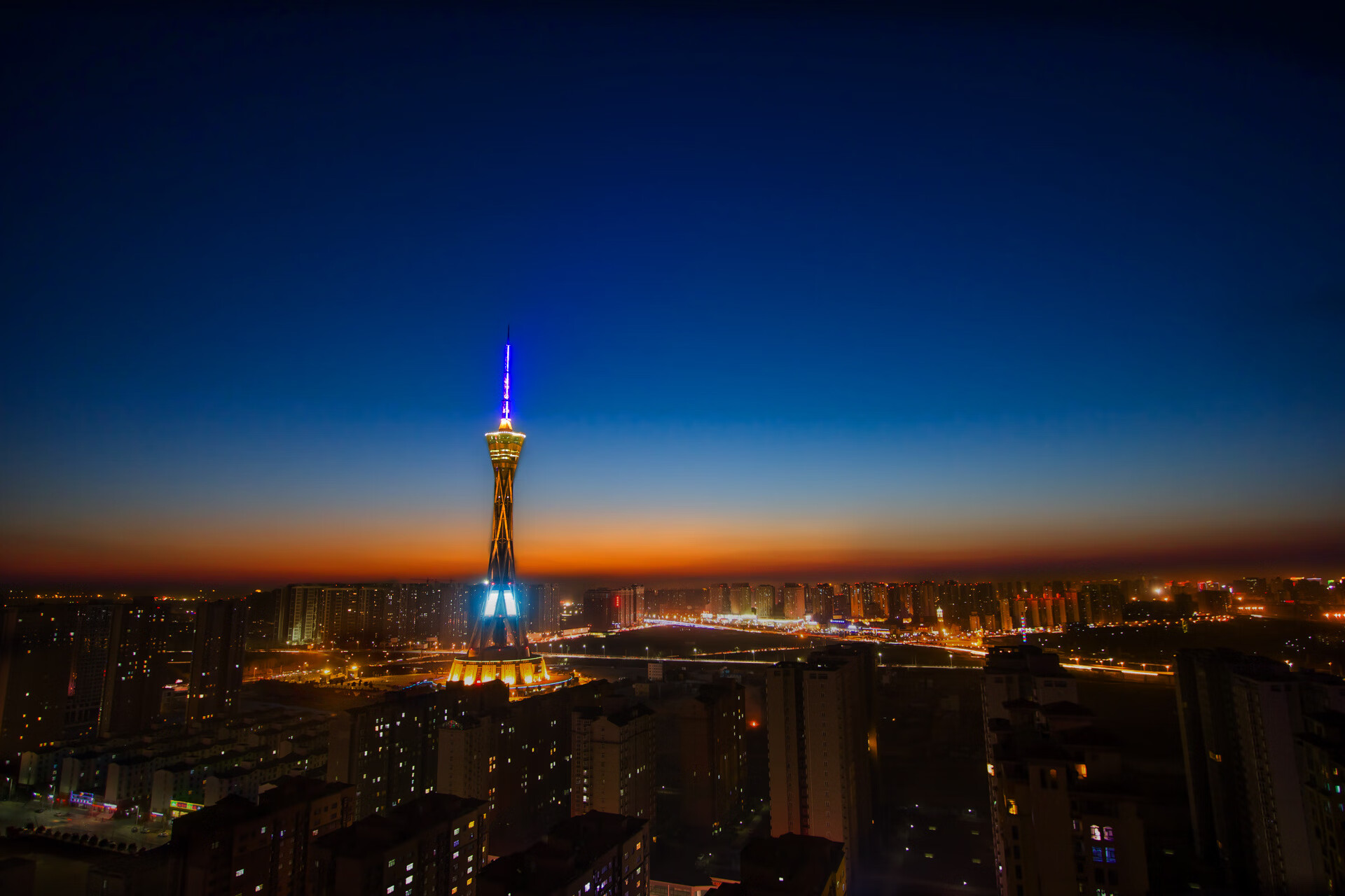 开云体育app-广厦力克强敌掘金，切特末节爆发变身关键先生