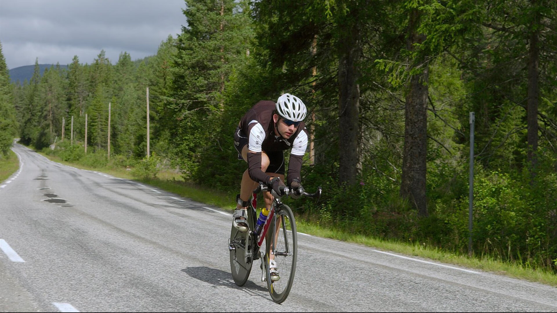 火力维度的不对称叙事，当西班牙的炮火编织起里昂的困局