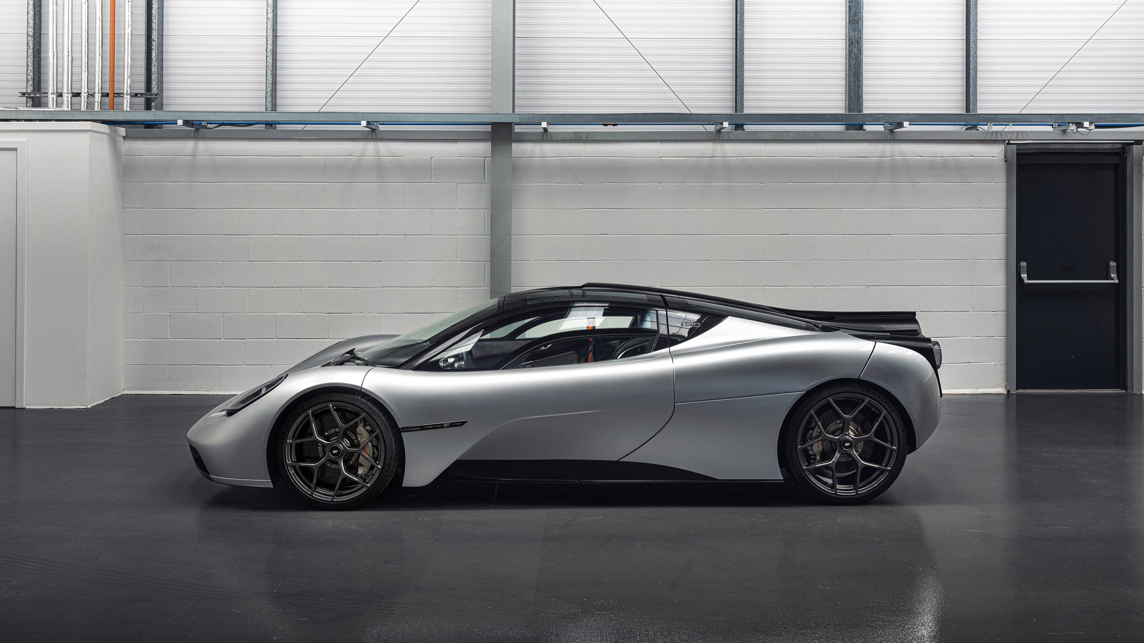 历史性的跨越,浙江男篮击败鹈鹕,莫兰特43分铸就经典